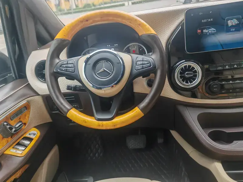 2021 Mercedes-Benz Vito с пробегом 80 900 км