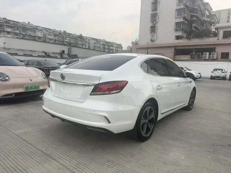 2017 MG 6 с пробегом 37 000 км