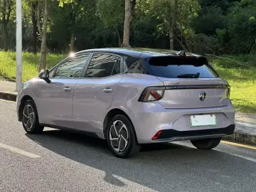 2026 MG 4 EV с пробегом 21 200 км