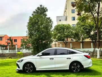 2022 MG 5 Scorpio с пробегом 18 000 км