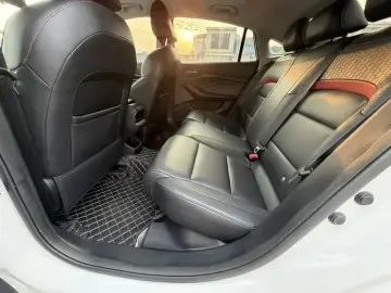 2023 MG 5 Scorpio с пробегом 38 000 км