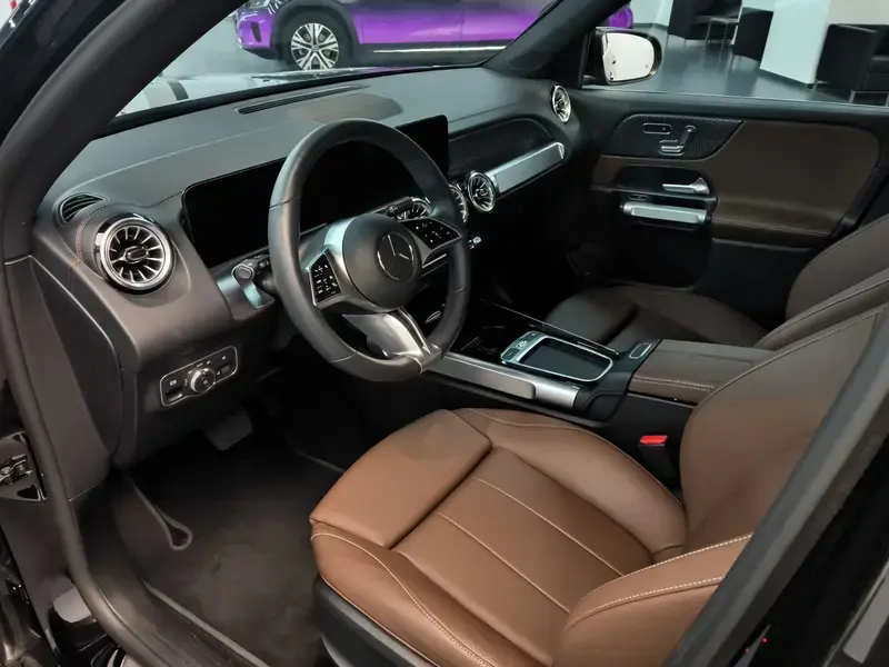 2025 Mercedes-Benz GLB с пробегом 9 400 км