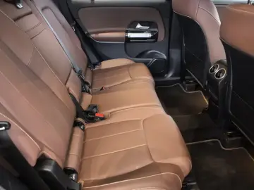 2025 Mercedes-Benz GLB с пробегом 13 000 км