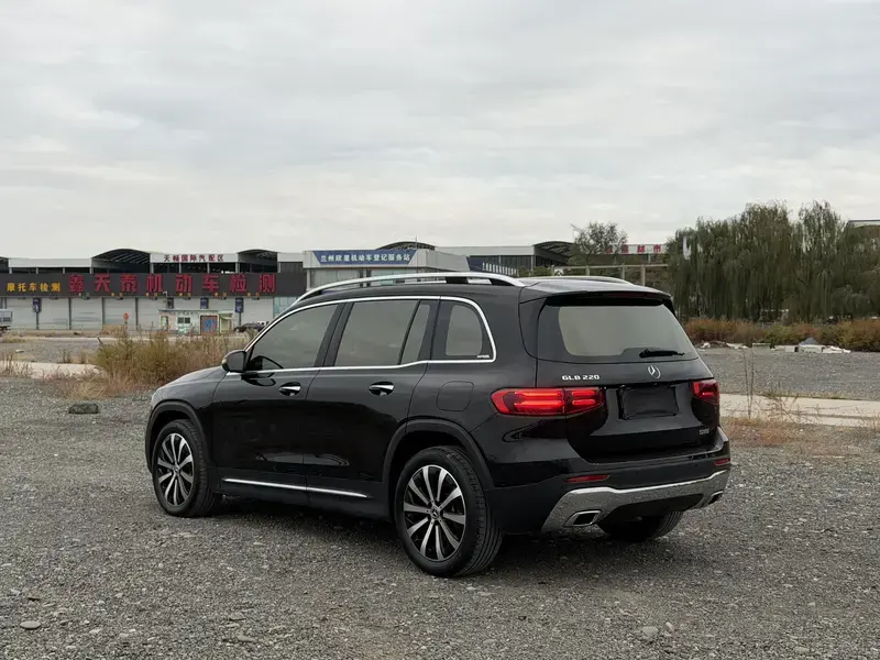 2024 Mercedes-Benz GLB с пробегом 21 000 км