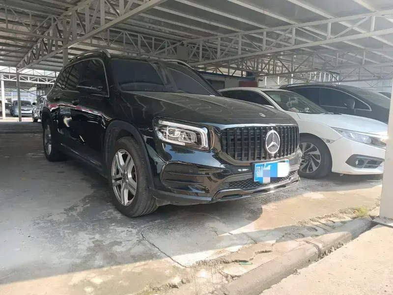2023 Mercedes-Benz GLB с пробегом 29 000 км