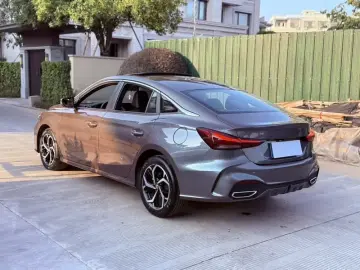 2025 MG 5 с пробегом 20 000 км