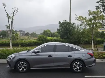 2021 MG 5 с пробегом 15 000 км