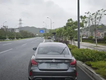 2021 MG 5 с пробегом 15 000 км