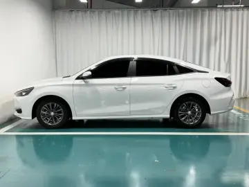 2026 MG 5 с пробегом 7 400 км