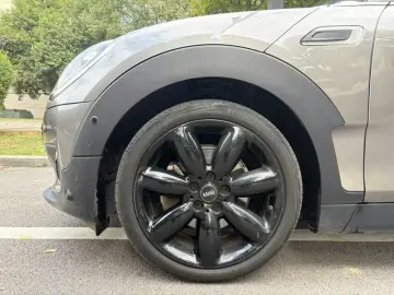 2021 Mini Clubman с пробегом 29 000 км