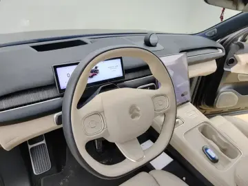 2024 Nio EC7 с пробегом 56 000 км