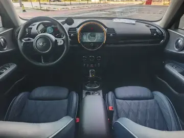 2022 Mini Clubman с пробегом 29 000 км
