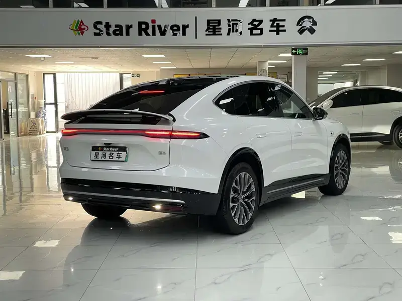 2025 Nio EC6 с пробегом 12 000 км