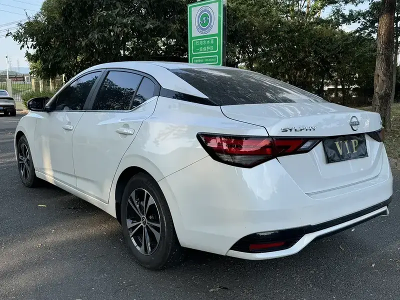 2023 Nissan Sylphy с пробегом 17 000 км