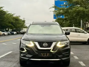 2025 Nissan X-Trail с пробегом 8 000 км