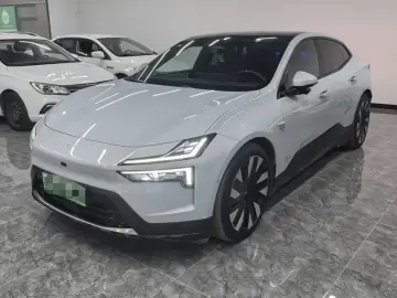 2023 Polestar 4 с пробегом 68 000 км