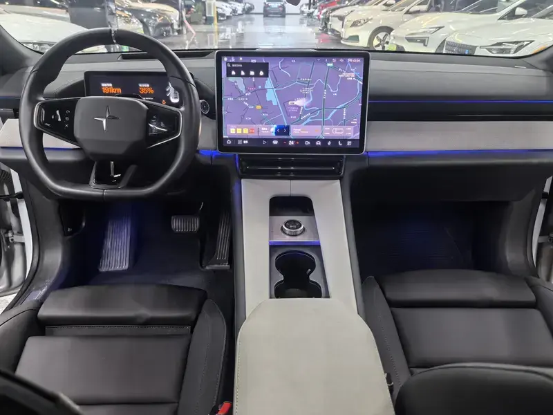 2023 Polestar 4 с пробегом 68 000 км