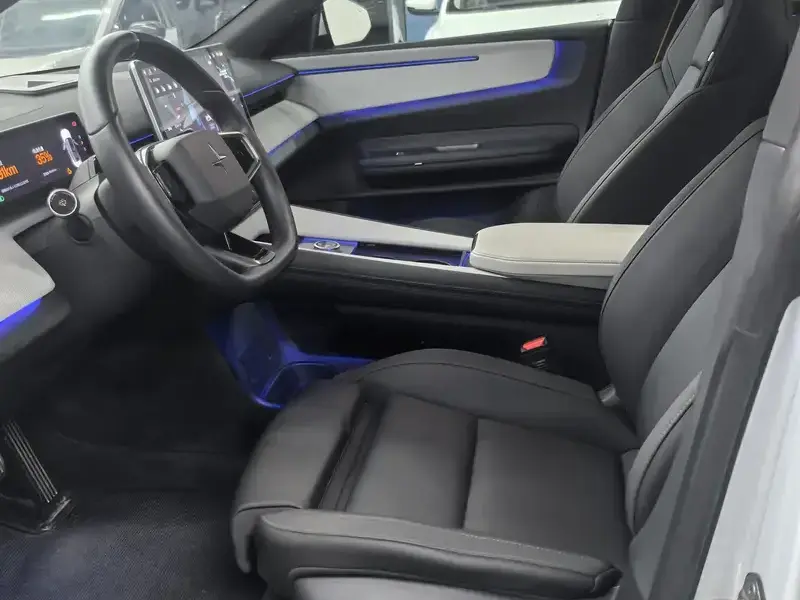 2023 Polestar 4 с пробегом 68 000 км