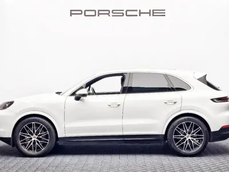 2025 Porsche Cayenne с пробегом 13 500 км
