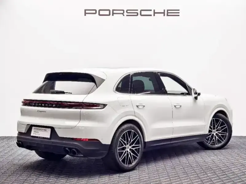 2025 Porsche Cayenne с пробегом 13 500 км