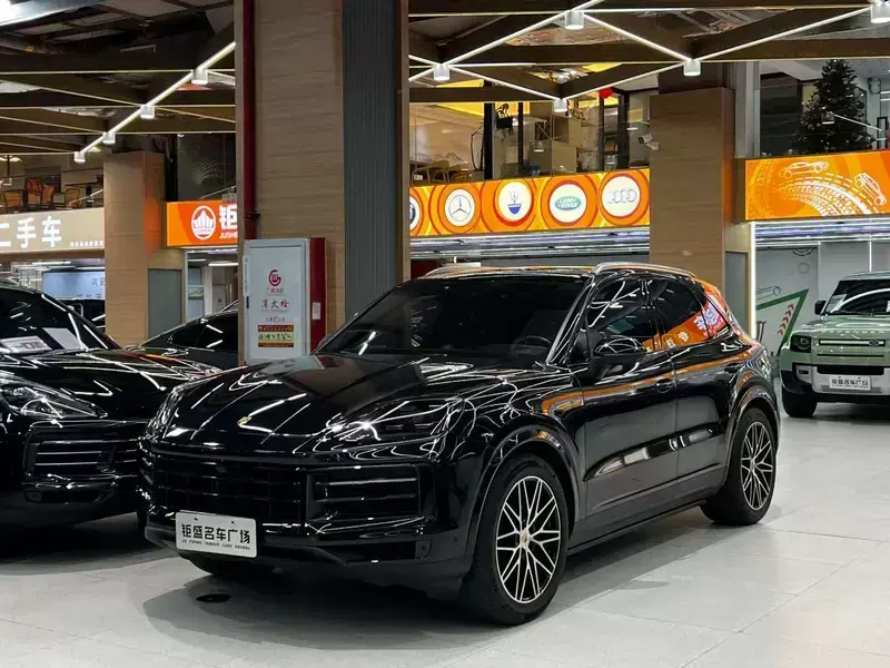 2024 Porsche Cayenne с пробегом 40 000 км