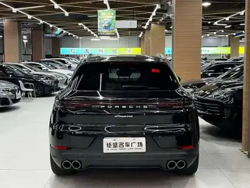 2024 Porsche Cayenne с пробегом 40 000 км