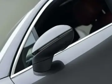 2024 Porsche Cayenne с пробегом 5 000 км