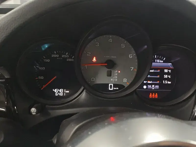 2021 Porsche Macan с пробегом 46 000 км
