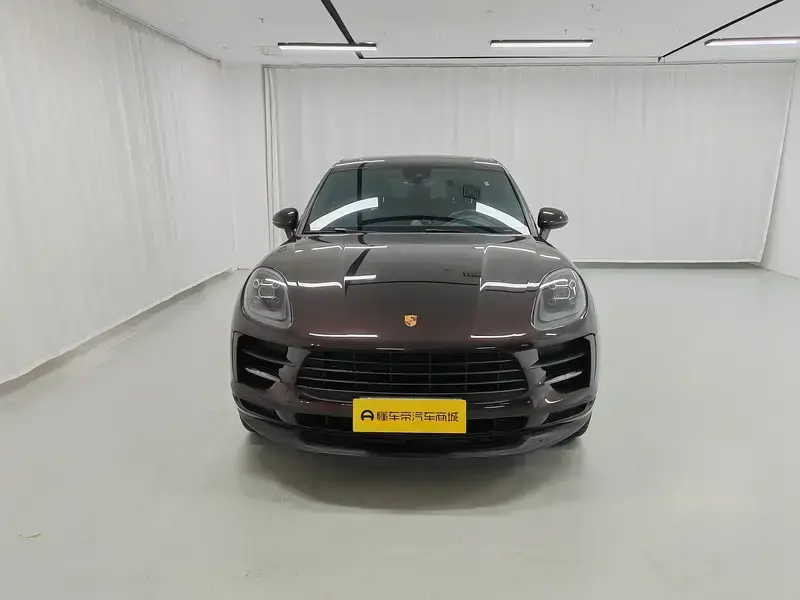 2021 Porsche Macan с пробегом 128 200 км