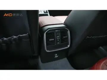 2022 Porsche Macan с пробегом 43 900 км