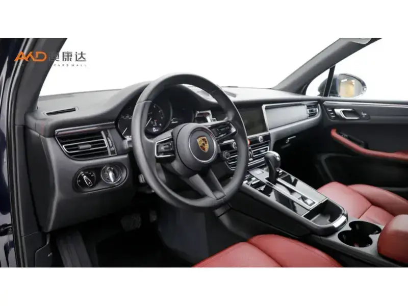 2022 Porsche Macan с пробегом 43 900 км