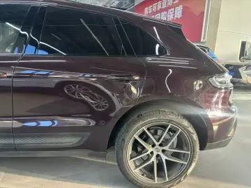 2023 Porsche Macan с пробегом 16 000 км