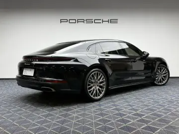 2024 Porsche Panamera с пробегом 3 300 км