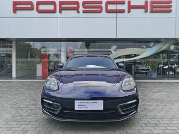 2023 Porsche Panamera с пробегом 42 000 км