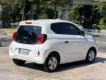 2020 Roewe Clever с пробегом 26 000 км