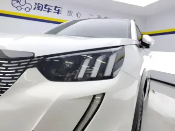 2022 Peugeot 2008 с пробегом 37 000 км
