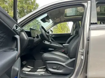 2023 Roewe RX5 с пробегом 16 000 км