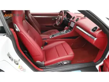 2022 Porsche 718 Spyder с пробегом 48 400 км