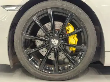 2020 Porsche 718 Spyder с пробегом 86 000 км