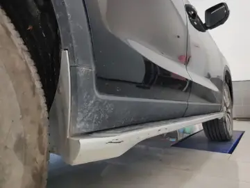2019 Roewe RX8 с пробегом 82 000 км