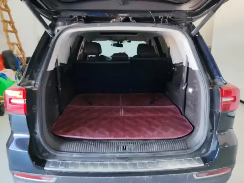 2019 Roewe RX8 с пробегом 82 000 км