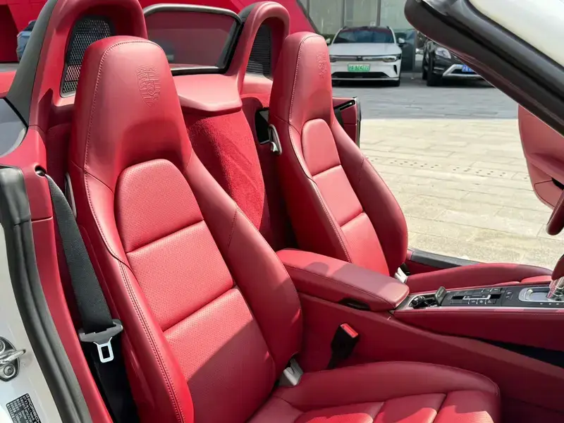 2020 Porsche 718 Spyder с пробегом 33 000 км