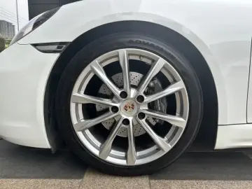 2023 Porsche 718 Spyder с пробегом 54 000 км