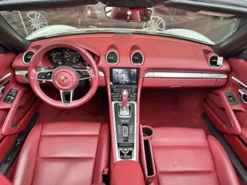 2023 Porsche 718 Spyder с пробегом 54 000 км
