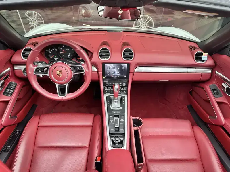 2023 Porsche 718 Spyder с пробегом 54 000 км