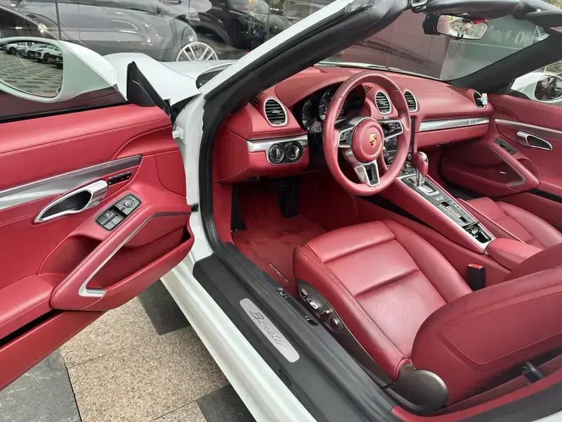 2023 Porsche 718 Spyder с пробегом 54 000 км