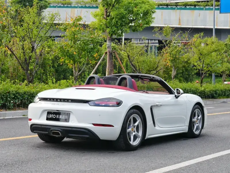 2020 Porsche 718 Spyder с пробегом 48 000 км