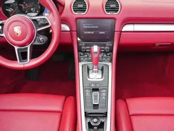 2020 Porsche 718 Spyder с пробегом 48 000 км