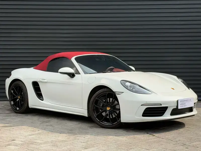 2023 Porsche 718 Spyder с пробегом 15 500 км