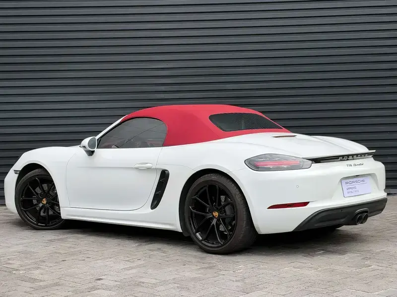 2023 Porsche 718 Spyder с пробегом 15 500 км